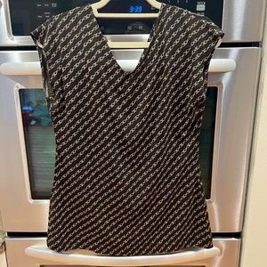 Women's Banana Republic Sleeveless Blouse (Medium)